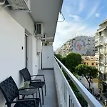 Luxury Downtown Apartment D1